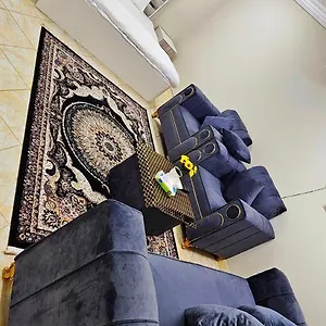 شقة بغرفتين نوم والسعر مغري 2
