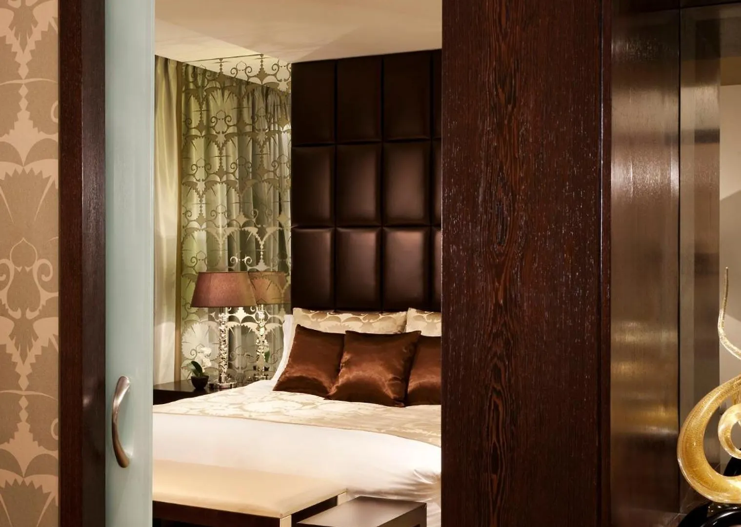 Mandarin Oriental Al Faisaliah, Riyadh 5*,
